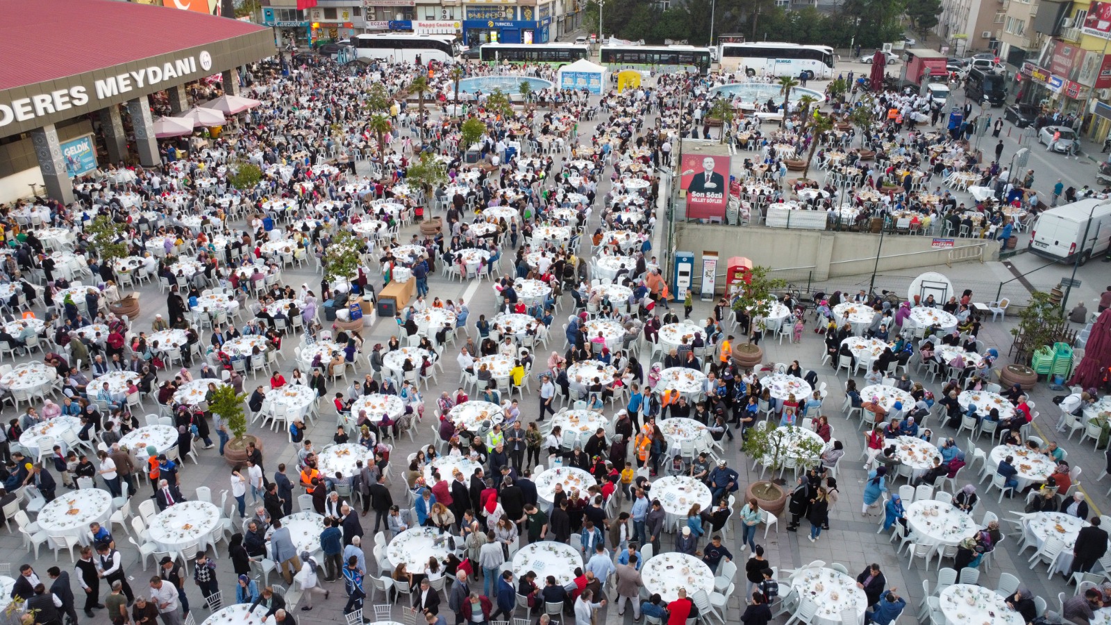 Bursa Büyükşehir Belediyesi’nin katkılarıyla İl Jandarma Komutanlığı’nca düzenlenen iftar programı