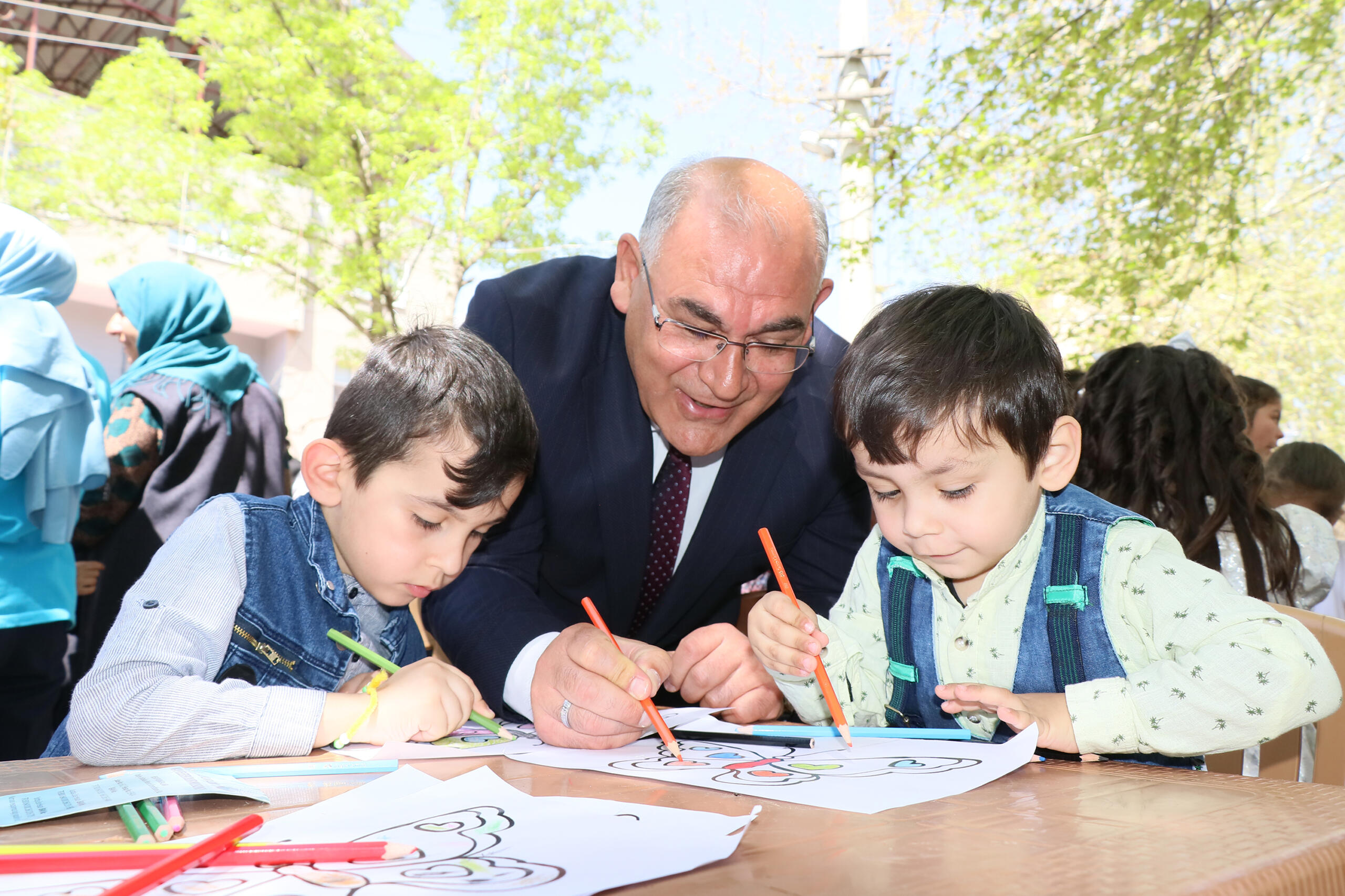 Saadet Öğretmen Çocuk İstismarı ile Mücadale Derneği (UCİM) 23 Nisan