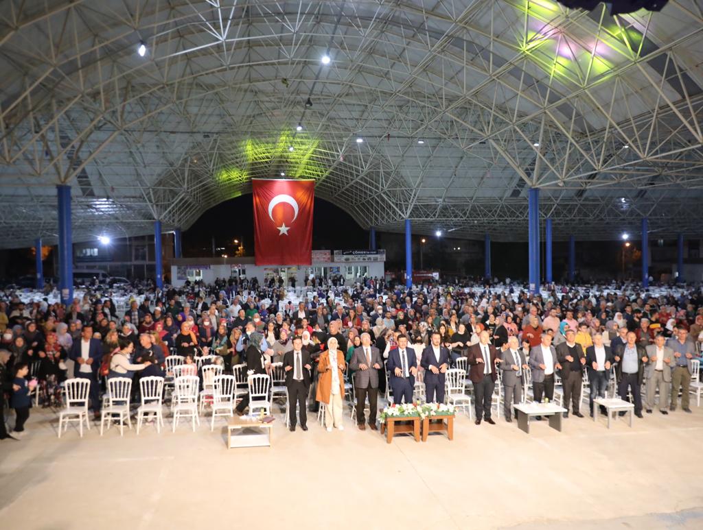 Gölhisar Belediyesi ve Gölhisar Kaymakamlığının organizasyonu ve hayırsever vatandaşların desteği