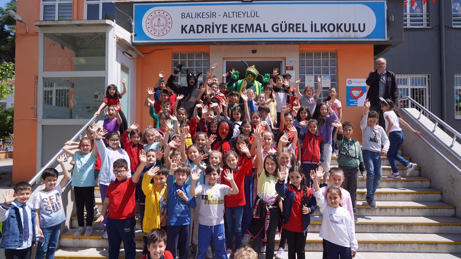 Altıeylül Belediyesi bünyesinde faaliyetlerini yürüten Altıeylül Kent Sahnesi tarafından organize