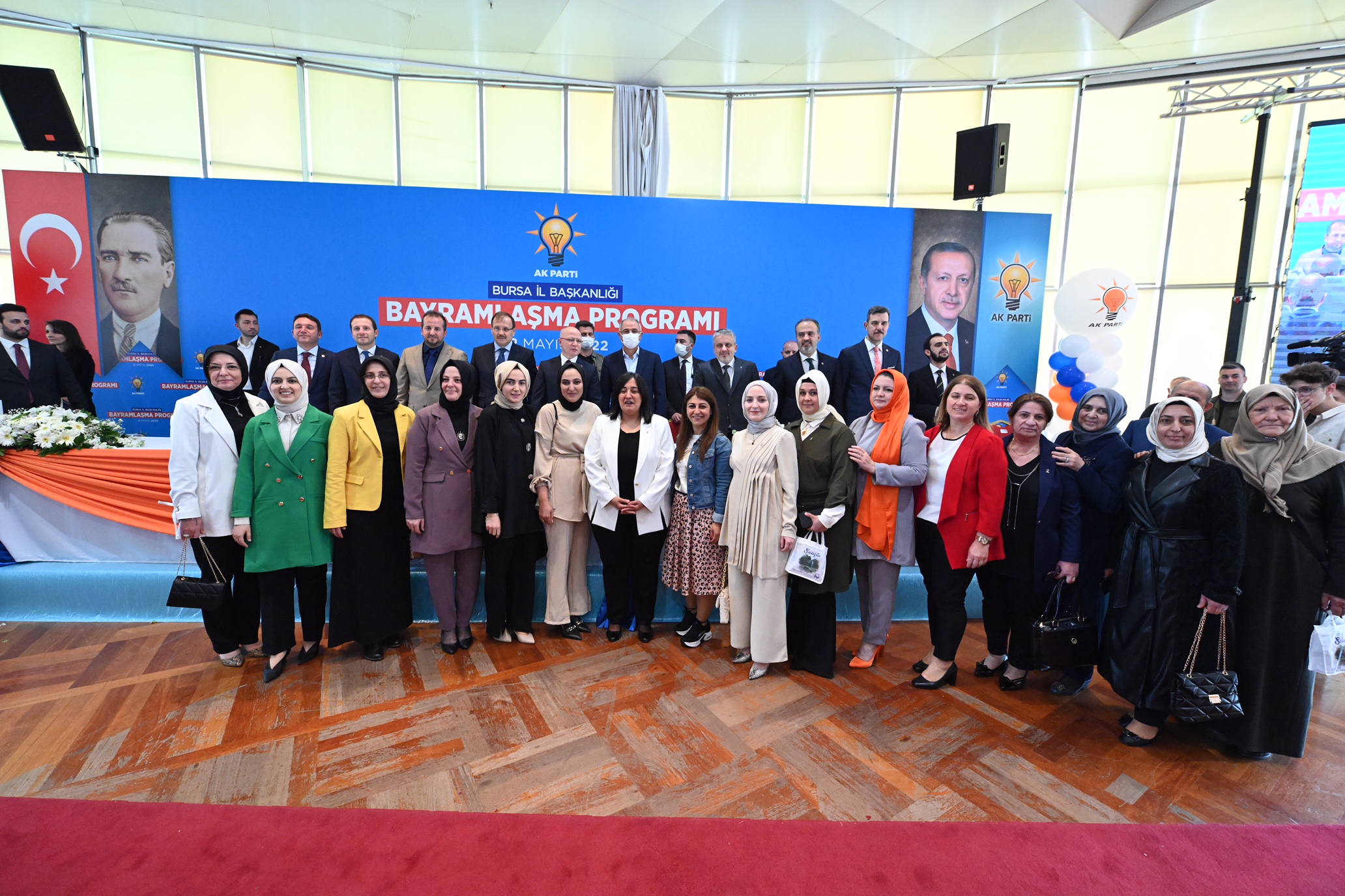 Pandeminin etkisini kaybetmesiyle AK Parti İl Başkanlığı tarafından yüz yüze
