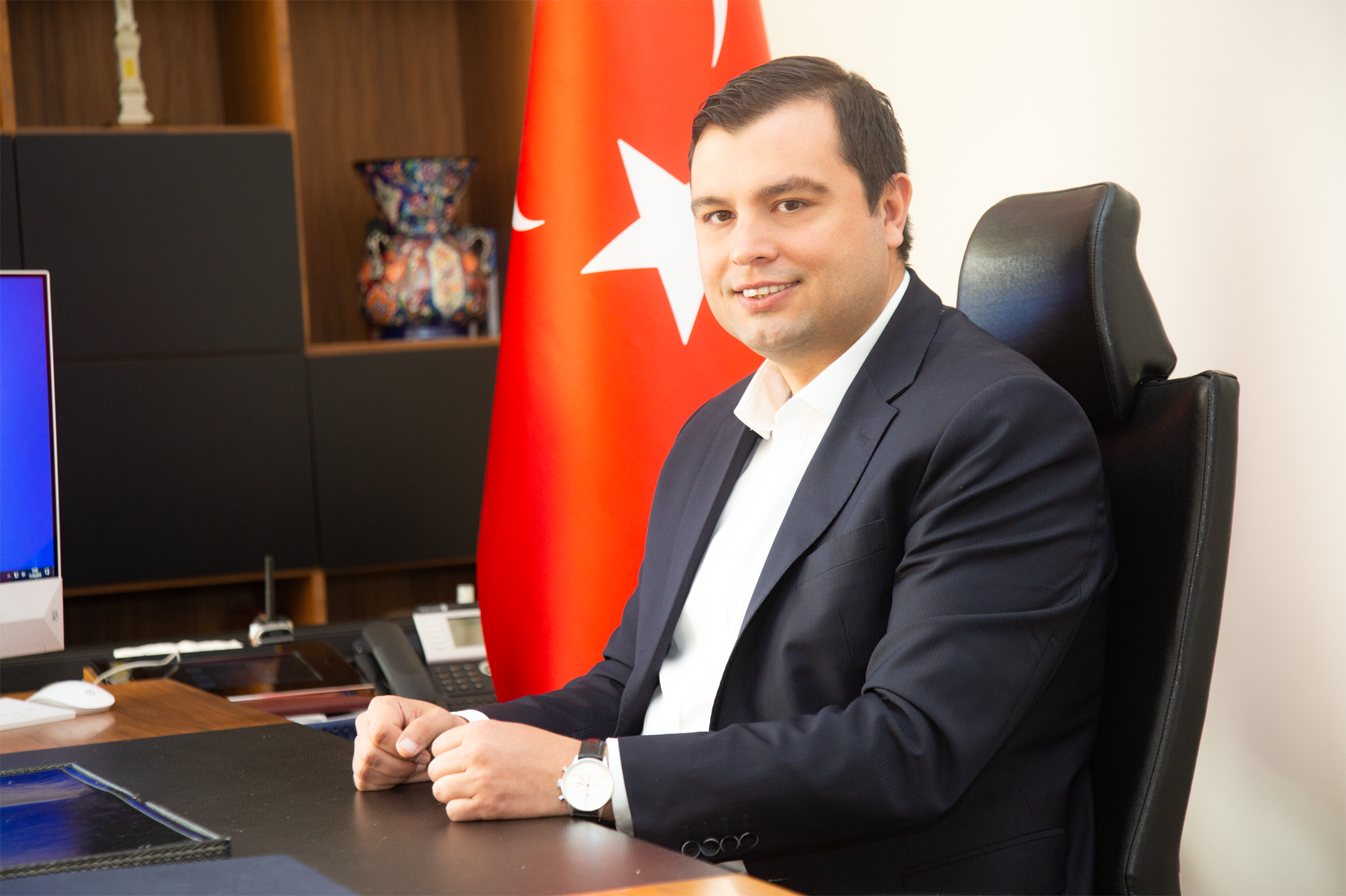 Uşak Belediye Başkanı Mehmet Çakın, Ramazan Bayramı dolayısıyla bir mesaj