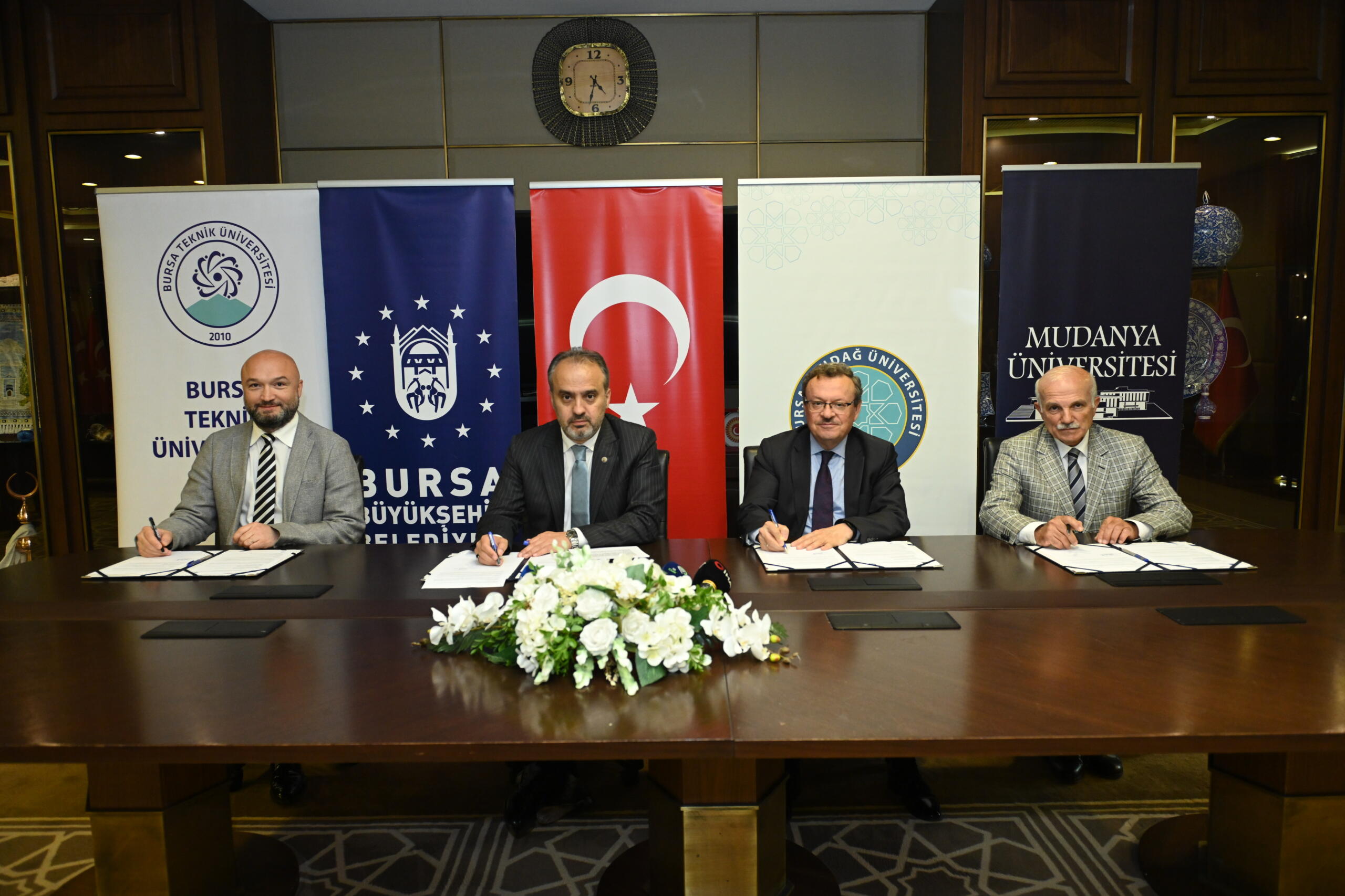 Bursa’da kentleşmeden çevreye, ulaşımdan kırsal hizmetlere kadar farklı alanlarda akademik