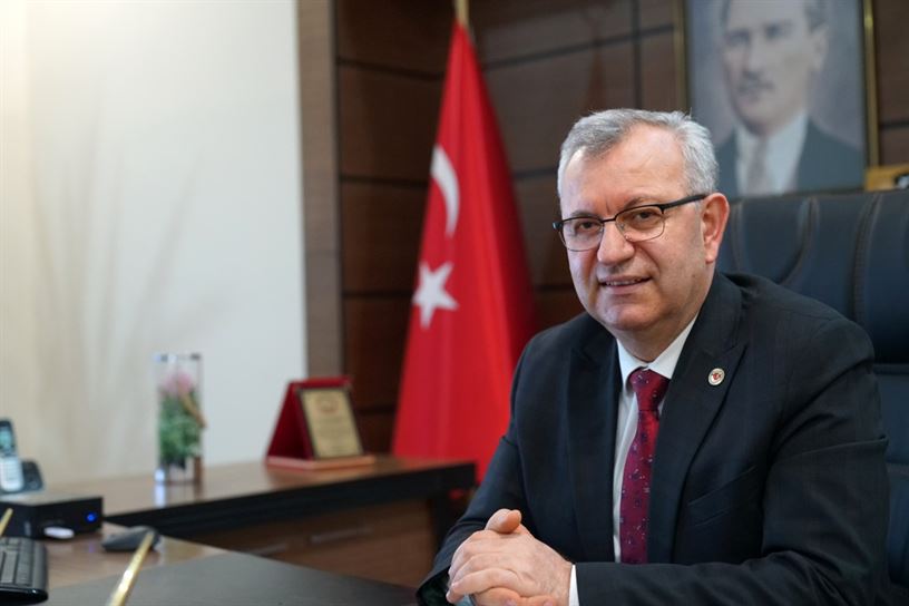 ESTAB YÖNETİMİNİ ELEŞTİRDİ  “Yangından mal kaçırdınız, ama kaçarken yakalandınız” 21