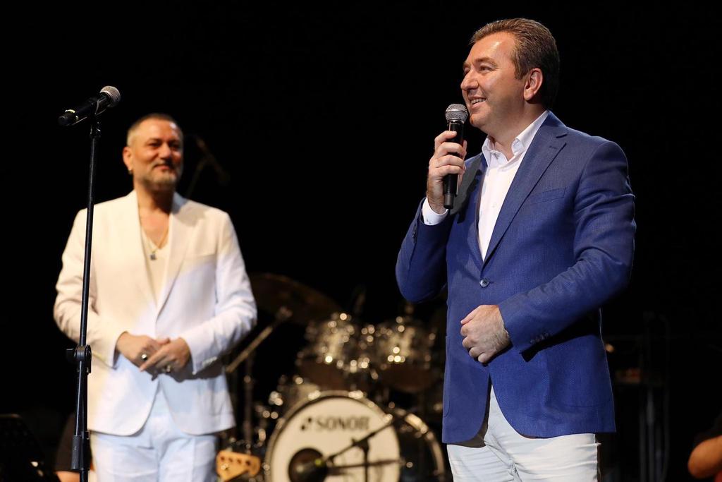 86. Uluslararası Bergama Kermes Festivali’nde Asklepion Antik Tiyatro’da sahne alan