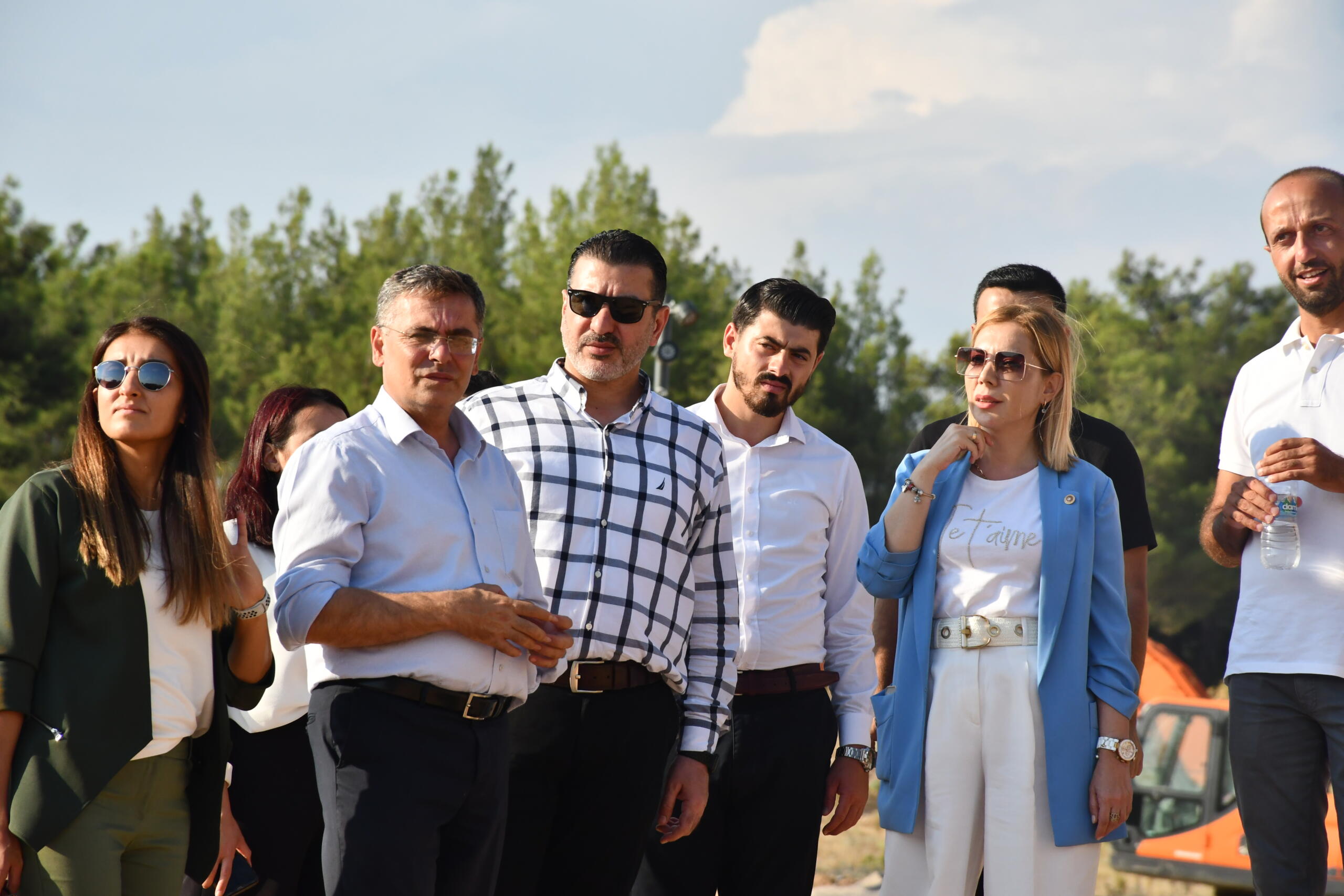 Yatağan ilçesinde yapımı süren Millet Bahçesi’nde çalışmalar aralıksız sürüyor. Kısa
