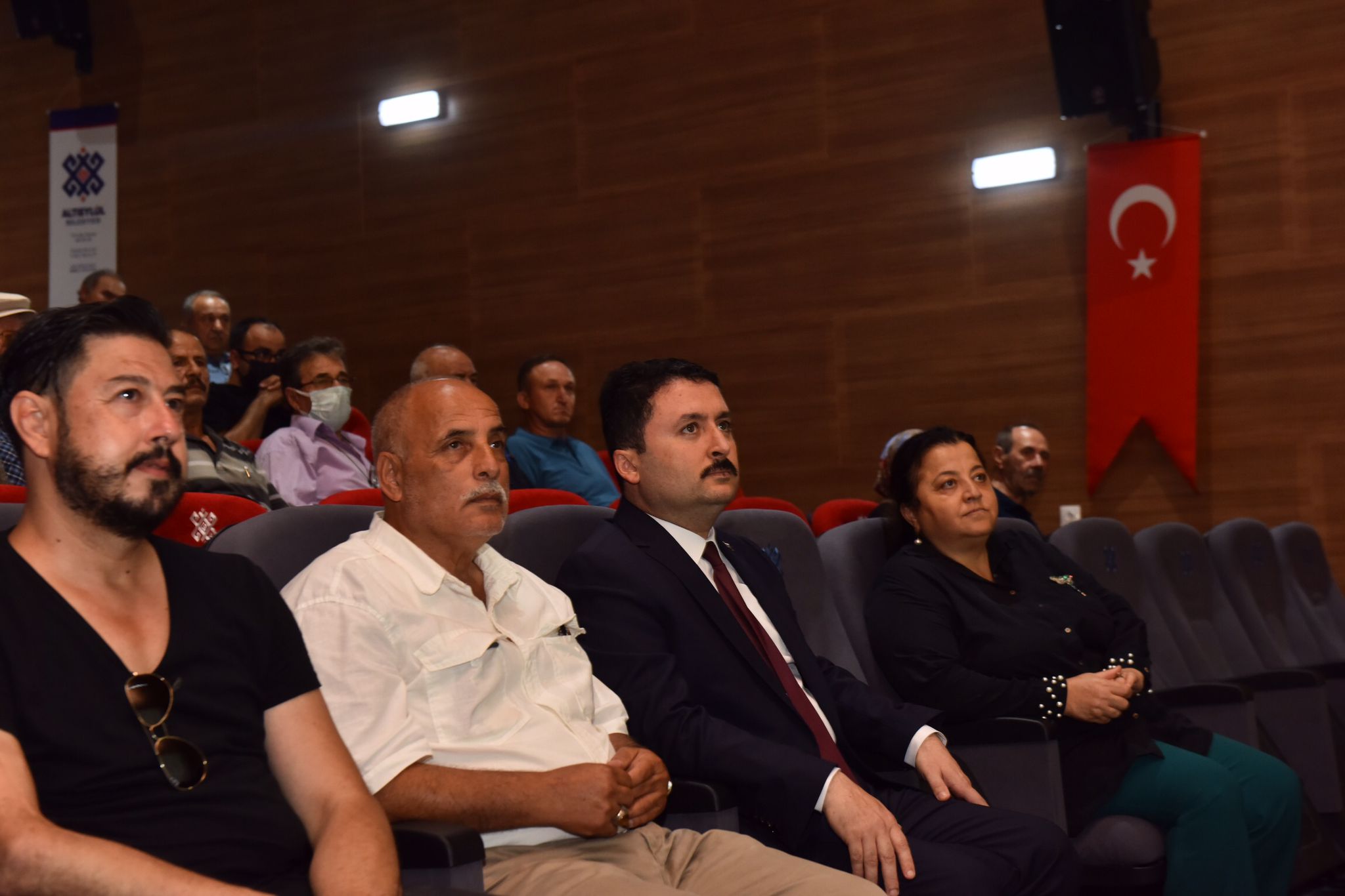 Altıeylül Belediyesi Çınarlıdere Mezarlığı’nda yapılması planlanan çeşme hayratı için Sultan