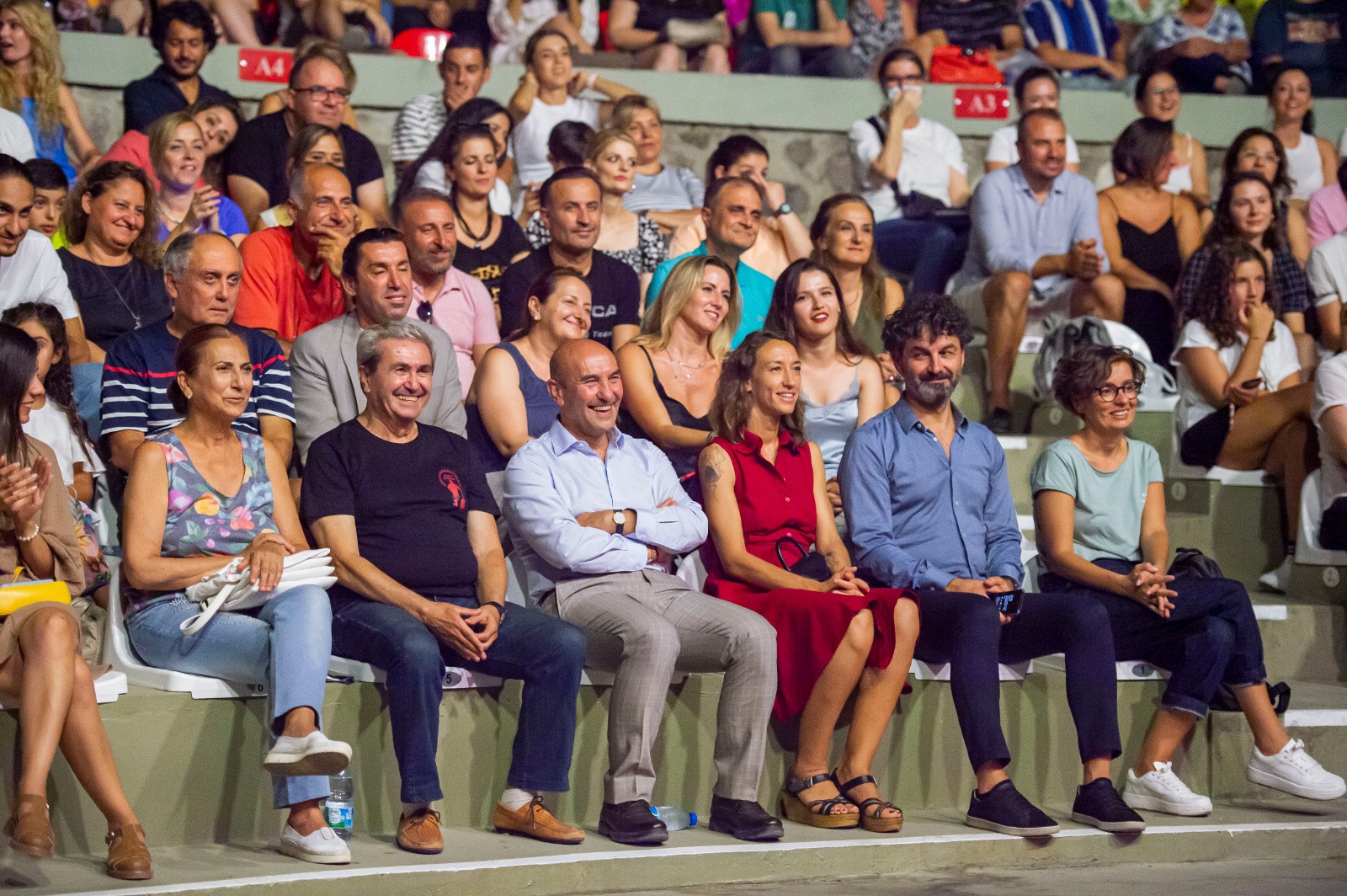 Usta müzisyen Bülent Ortaçgil sanat yaşamındaki 50’nci yılını Kültürpark Açıkhava