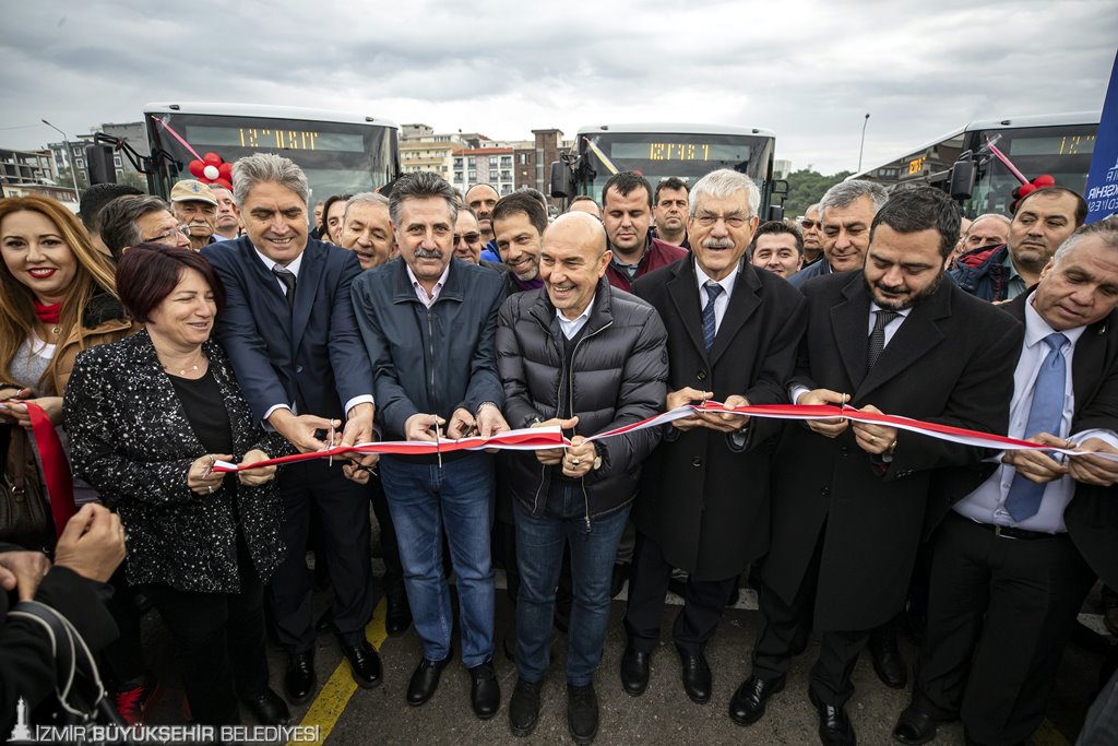 Başkan SOYER’e Daire Başkanı Dayanmıyor.  İzmir Büyük Şehir Belediye Başkanı