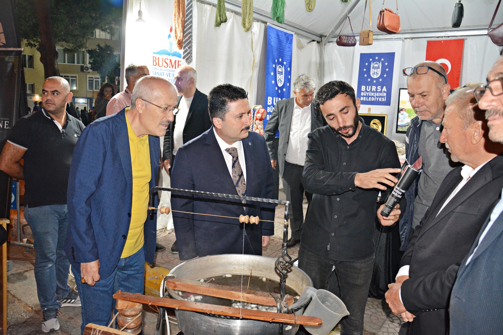 Bursa’da hayat boyu öğrenme felsefesiyle 7’den 70’e toplumun tüm kesimlerini