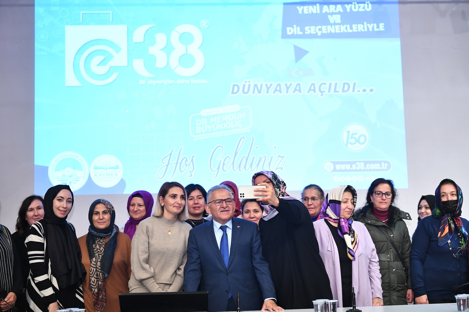 Başkan Büyükkılıç, e-38’in yenilenen ara yüzü ve yeni tasarımları ile