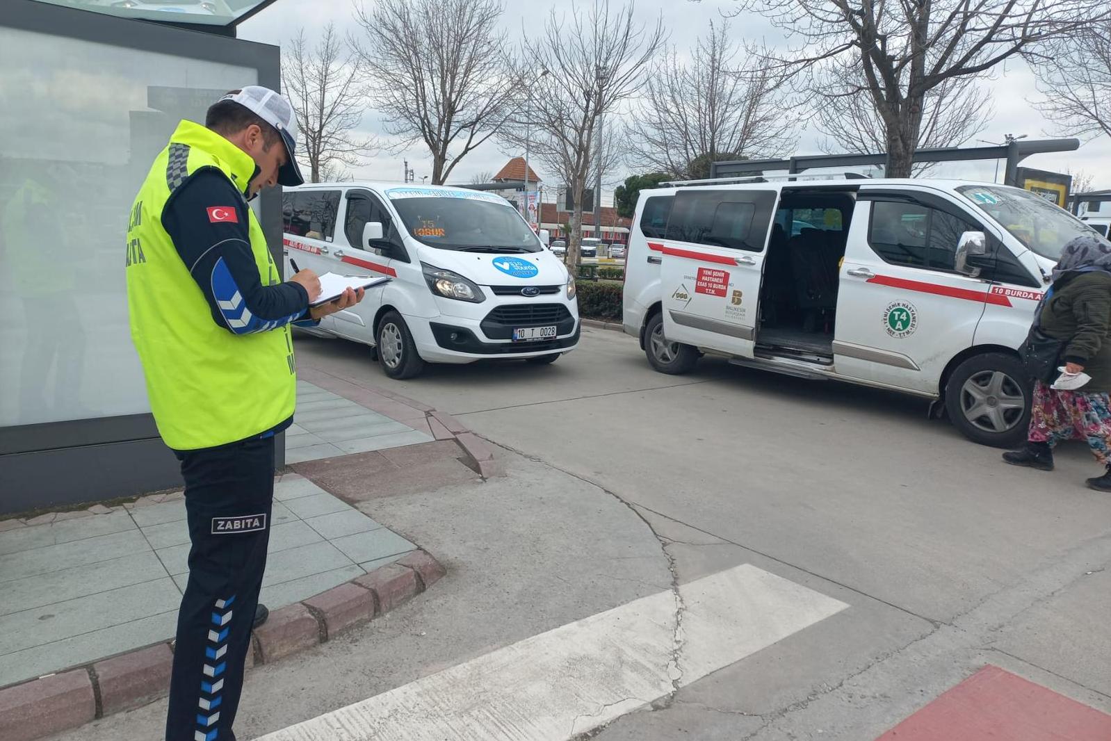 Balıkesir Büyükşehir Belediyesi, vatandaşların ulaşım hizmetlerinden; seri, güvenli ve konforlu