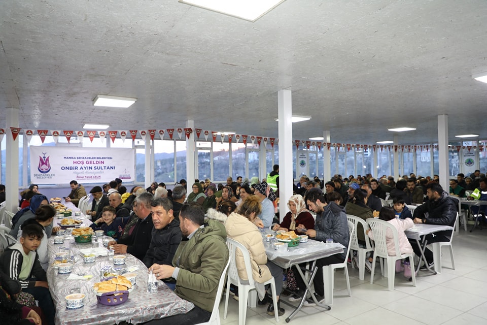Depremin üçüncü gününden itibaren Adıyaman Eğriçay Çadır Kenti’nde günde 5