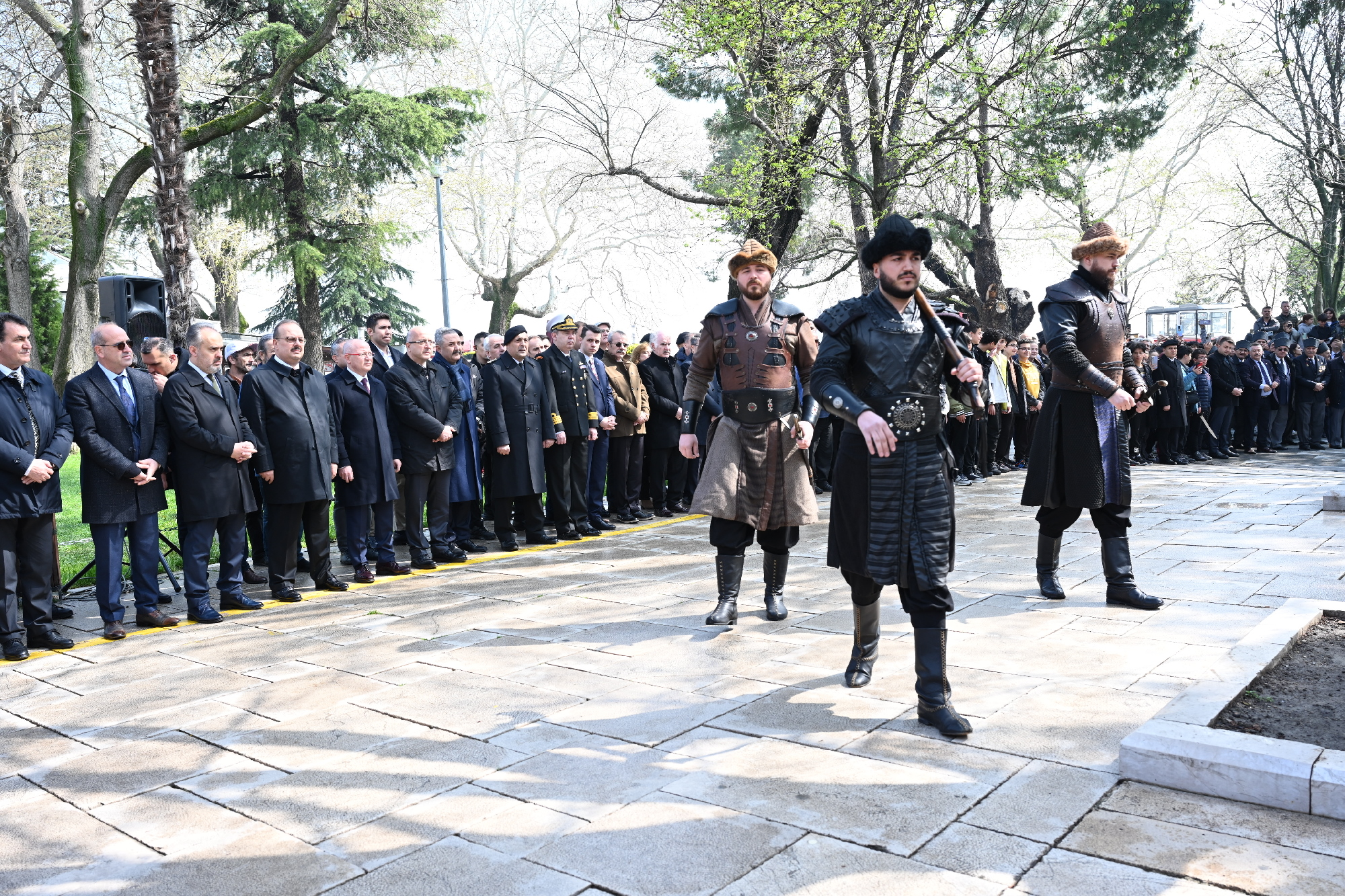  Bursa’nın fethinin 697’inci yıldönümü, Osmanlı askerlerinin şehre giriş yaptığı Pınarbaşı’ndaki