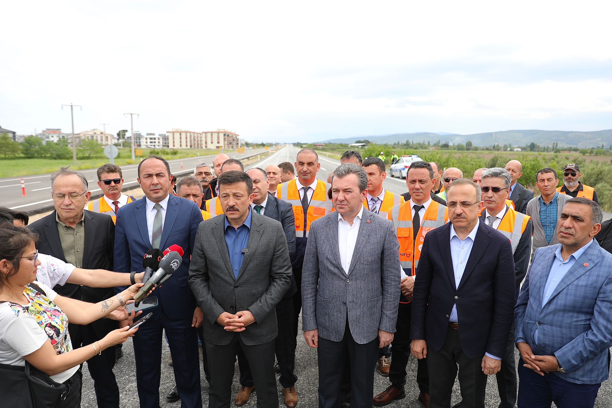 Bergama’nın dört gözle beklediği ve trafiğe verilen çevre yolunda inceleme