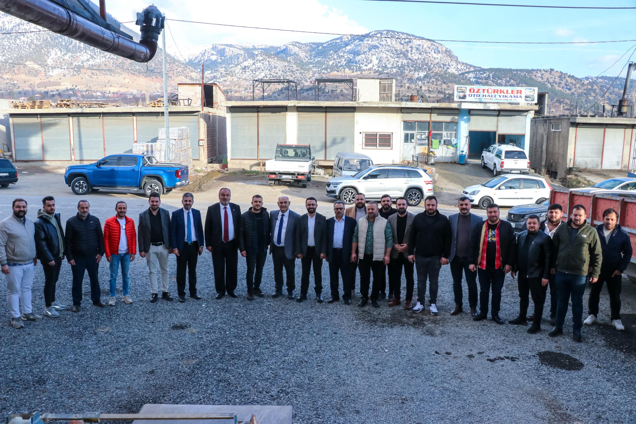 DENGELER YERİNDEN OYNADI Kısa süre önce farklı partilerde görev alan