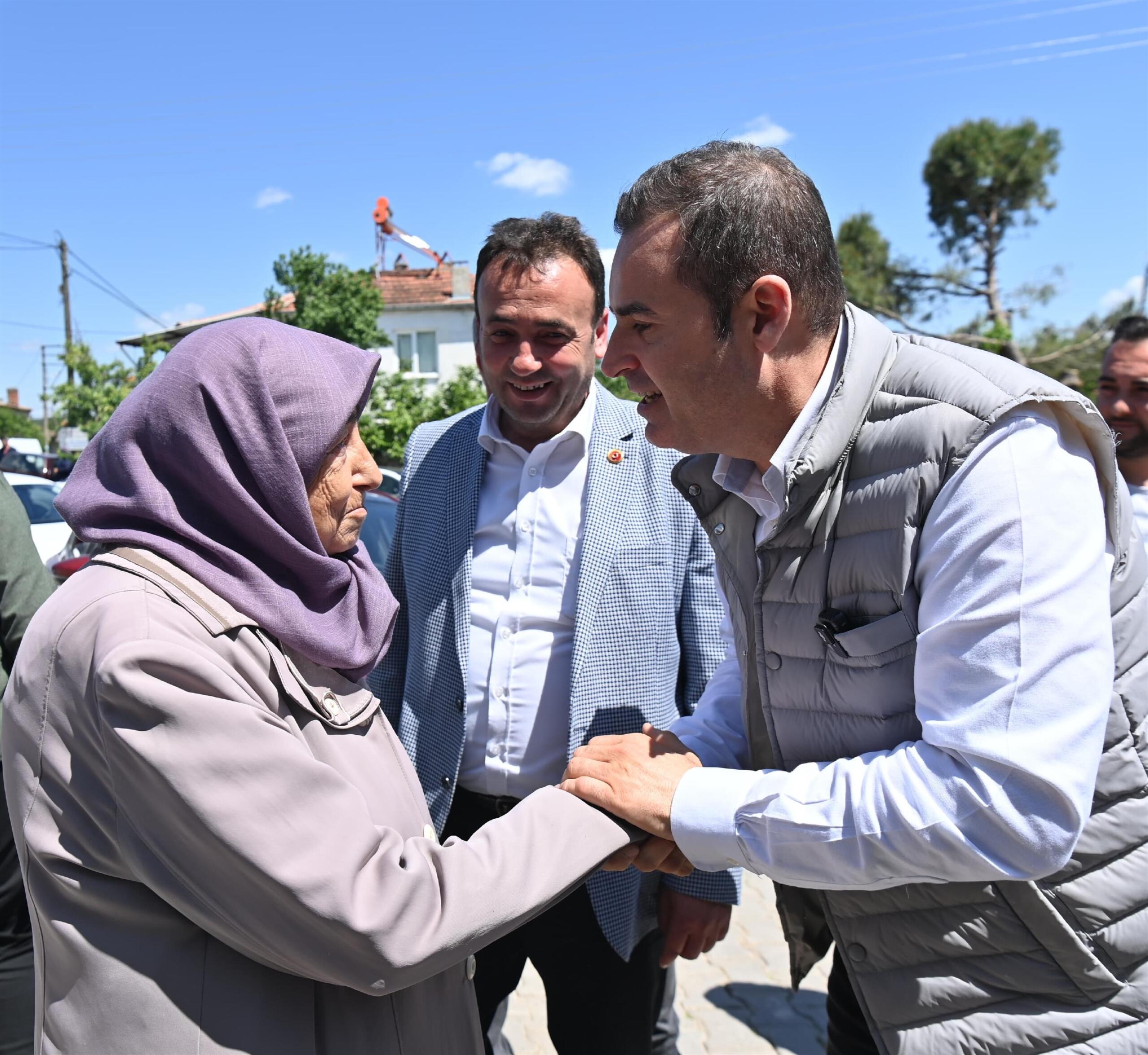 Hafta sonunu; Karesi, İvrindi ve Gönen’de kırsal mahallelerde yaşayan vatandaşlarla