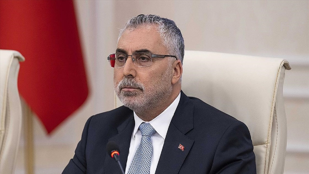 Çalışma ve Sosyal Güvenlik Bakanı Vedat Işıkhan, “Asgari ücrette artış