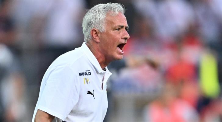Fenerbahçe yeni sezon çalışmaları kapsamında yarın İngiltere Championship ekiplerinden Hull