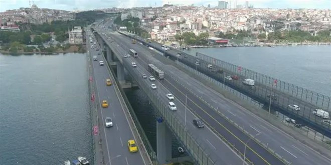 İstanbul Büyükşehir Belediyesi (İBB) tarafından 3 Temmuz gecesi başlanan Haliç