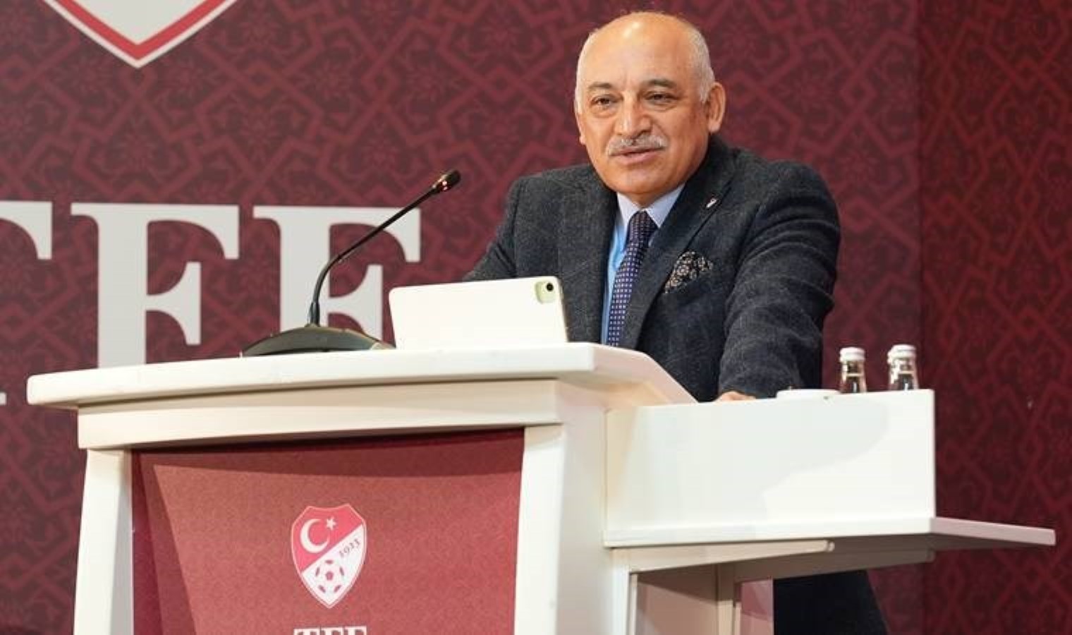 Türkiye Futbol Federasyonu Başkanı Mehmet Büyükekşi, 18 Temmuz Perşembe günü