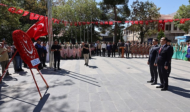 Karaman Belediyesi’nce bu yıl 6.’sı düzenlenen Uluslararası Karaman Türk Dünyası
