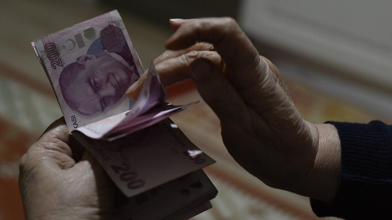 En düşük emekli maaşı 10 bin TL'den 12 bin tL'yee