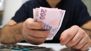 Emekli aylığının 2025 yılında düşecek olması yeni bir emeklilik dalgası