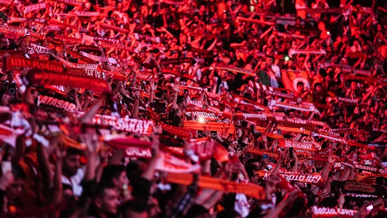 Galatasaray, bu akşam Şampiyonlar Ligi play-off ilk maçında deplasmanda oynanacak