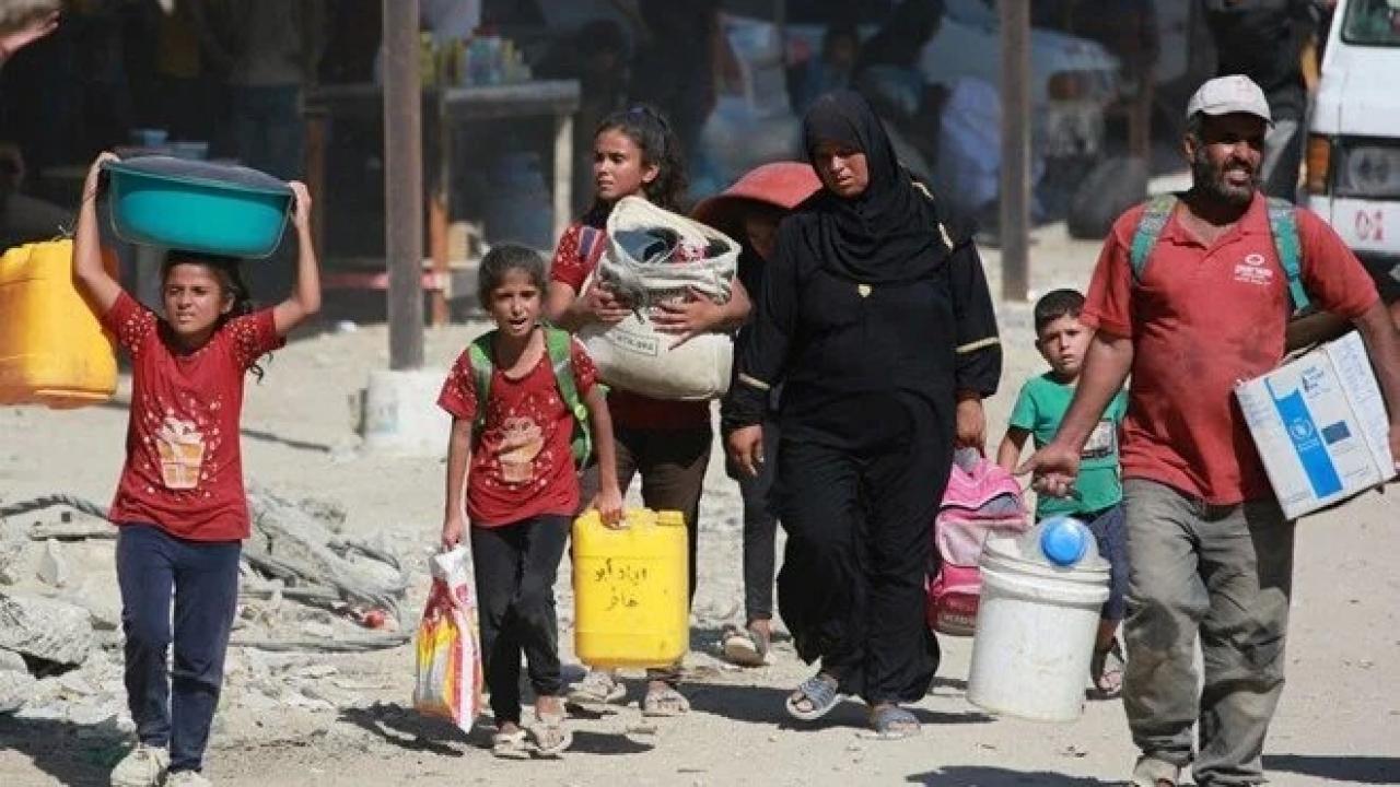 İsrail'in tahliye emirleri sivilleri ölüme sürüklemeye devam ediyor. Filistin Sağlık