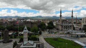 Jeoloji Mühendisi Adnan Evsen, Kayseri'deki fayların, Maden Teknik Arama (MTA)
