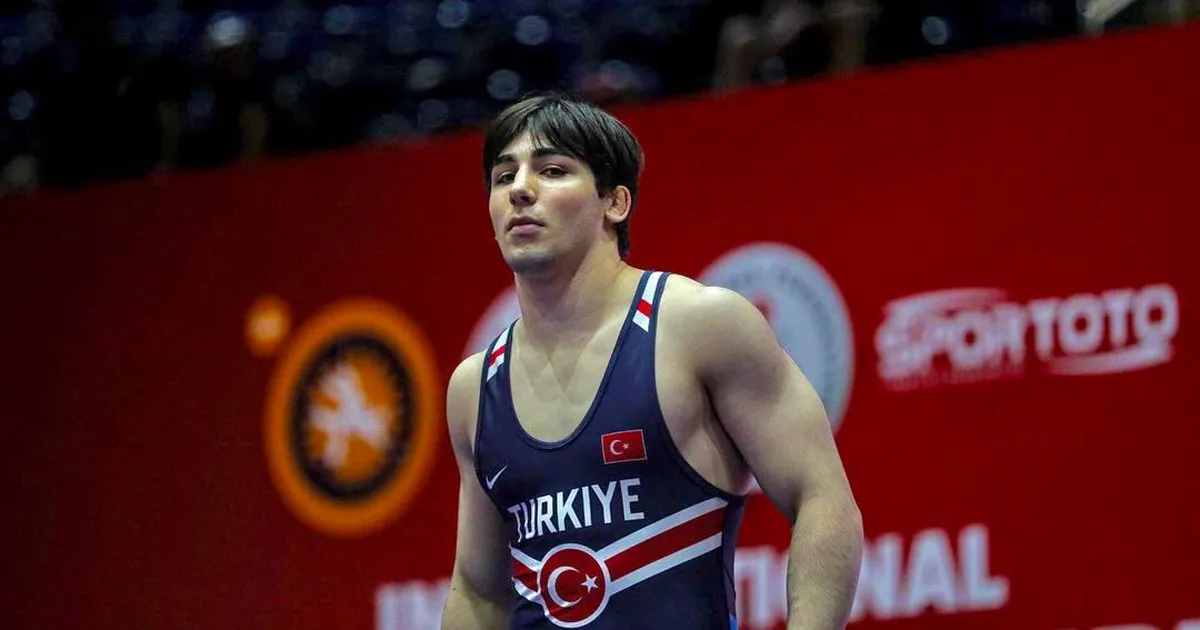 Bursa Büyükşehir Belediyespor Kulübü sporcusu Ahmet Yağan, İspanya'da düzenlenen U20