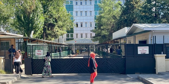 Şüphelilerden Narin'in annesi Yüksel, ağabeyi Enes ve amcası Fuat Güran