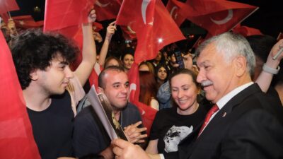 Zeydan Karalar, “Cumhuriyetin kıymetini bileceğiz, muasır medeniyetler seviyesine ulaşma hedefinden