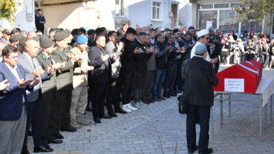 Kırkağaç ilçesi Yağmurlu Mahallesi’nde yaşayan 71 yaşındaki Kıbrıs Gazisi İbrahim