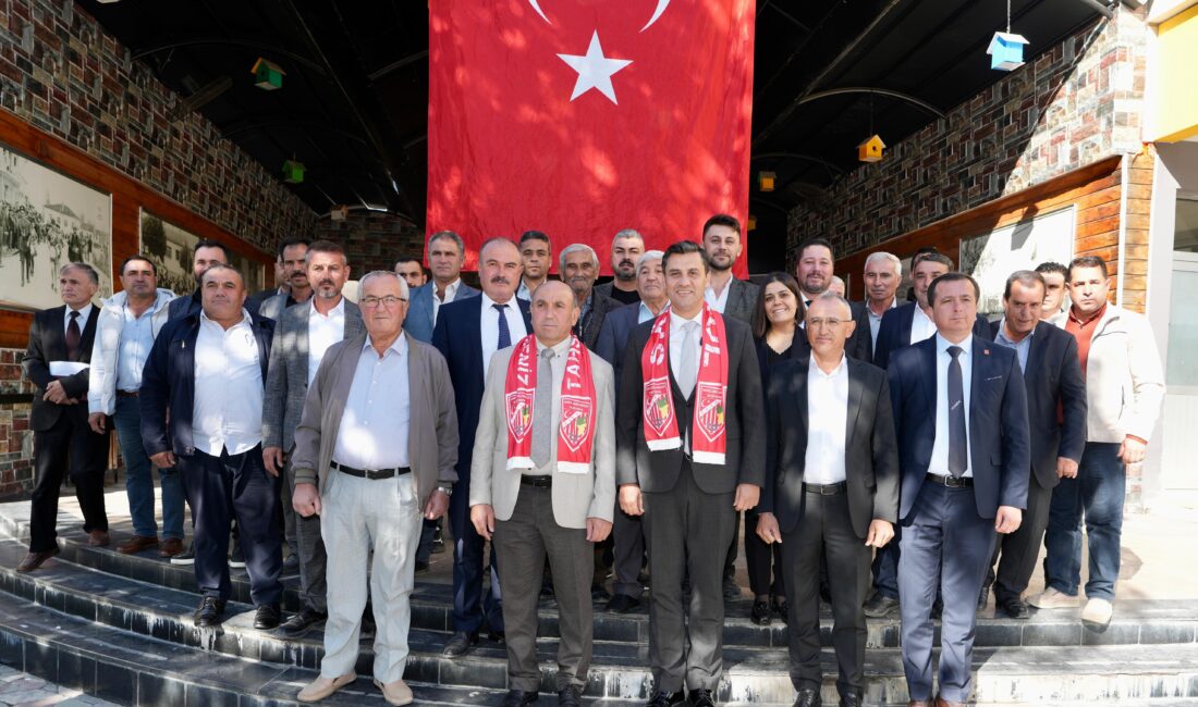 Manisa Büyükşehir Belediye Başkanı Mimar Ferdi Zeyrek, Sarıgöl ilçesinde mahalle