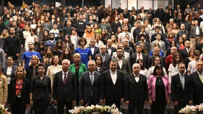 Antalya Muratpaşa Belediye Başkanı Ümit Uysal, küresel karbon salınımının büyük