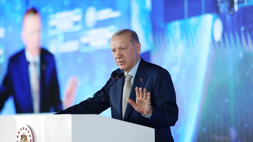 Cumhurbaşkanı Recep Tayyip Erdoğan, “Dünyadaki gelişmelere baktığımızda Türkiye’nin önünde tarihi