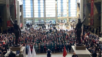 İstanbul Cumhuriyet Savcısı Mehmet Selim Kiraz, görevi başında uğradığı silahlı