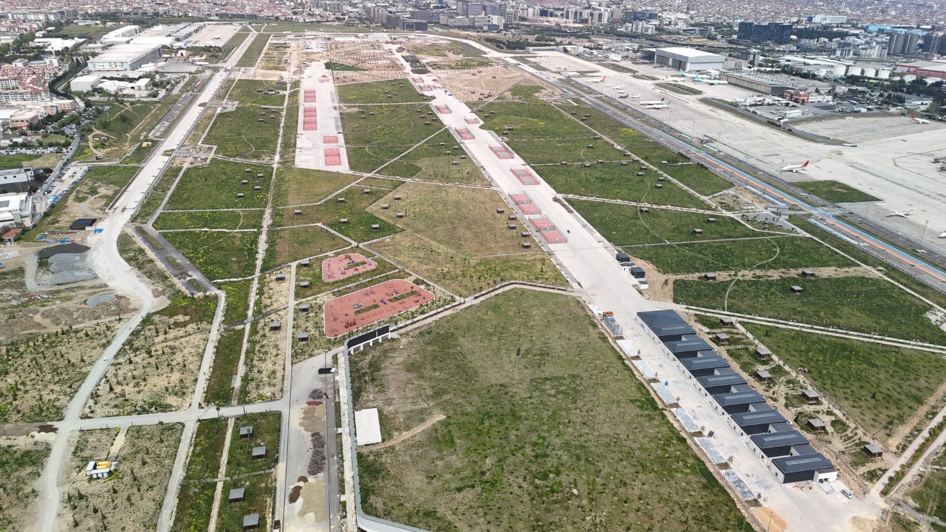 Türkiye’nin en büyük şehir parkı olacak Atatürk Havalimanı Millet Bahçesi’nin