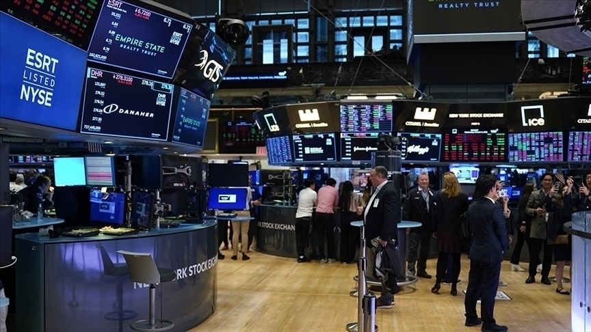 Küresel piyasalarda, ABD-Çin ticaret savaşının yumuşayabileceği beklentisi ve makroekonomik verilerden