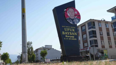 Düzce’de, belediye meclis kararı ile kavşağa 15 Temmuz şehidi Ufuk
