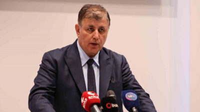 İzmir Büyükşehir Belediye Başkanı Cemil Tugay, kooperatif mağduriyetlerine ilişkin kendilerine yönelik