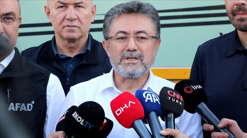 Tarım ve Orman Bakanı İbrahim Yumaklı, “Yerleşim yerlerinde yangının enerjisi