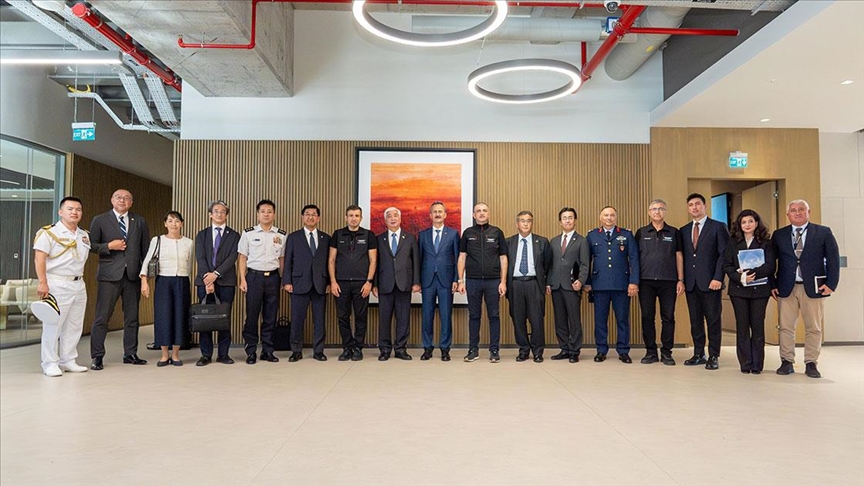 Baykar’ın NSosyal hesabından yapılan paylaşımda, Japon heyetin ziyaretine ilişkin bilgi