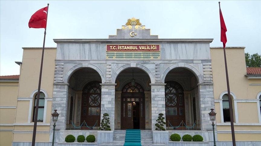 İstanbul Valiliği, okulların açılmasına kısa süre kala, bazı bölgelerde sürüler