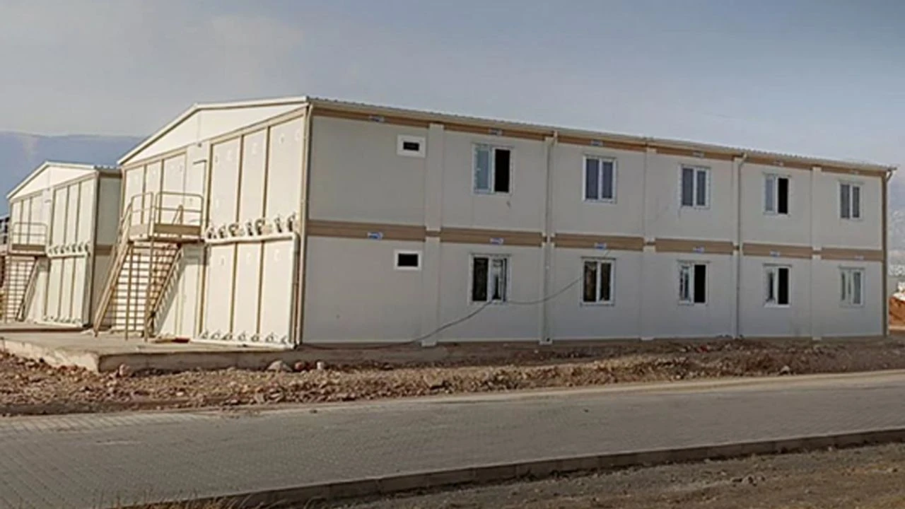 Modern şehirleşmenin hız kazanmasıyla birlikte, inşaat sektörü de yüksek tempolu