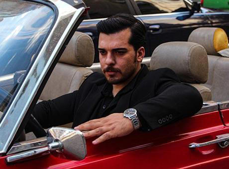 Adanalı’Eşref Tek’ sosyal medyada gündem oldu Her çarşamba günü Kanal-D’de hayranlarıyla buluşan, son zamanların en popüler