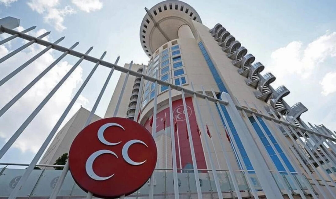 Son dakika haberi... Milliyetçi Hareket Partisi’nde İstanbul teşkilatında şok gelişme