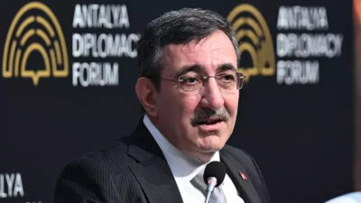Cumhurbaşkanı Yardımcısı Cevdet Yılmaz, Antalya Diplomasi Forumu kapsamında üç farklı
